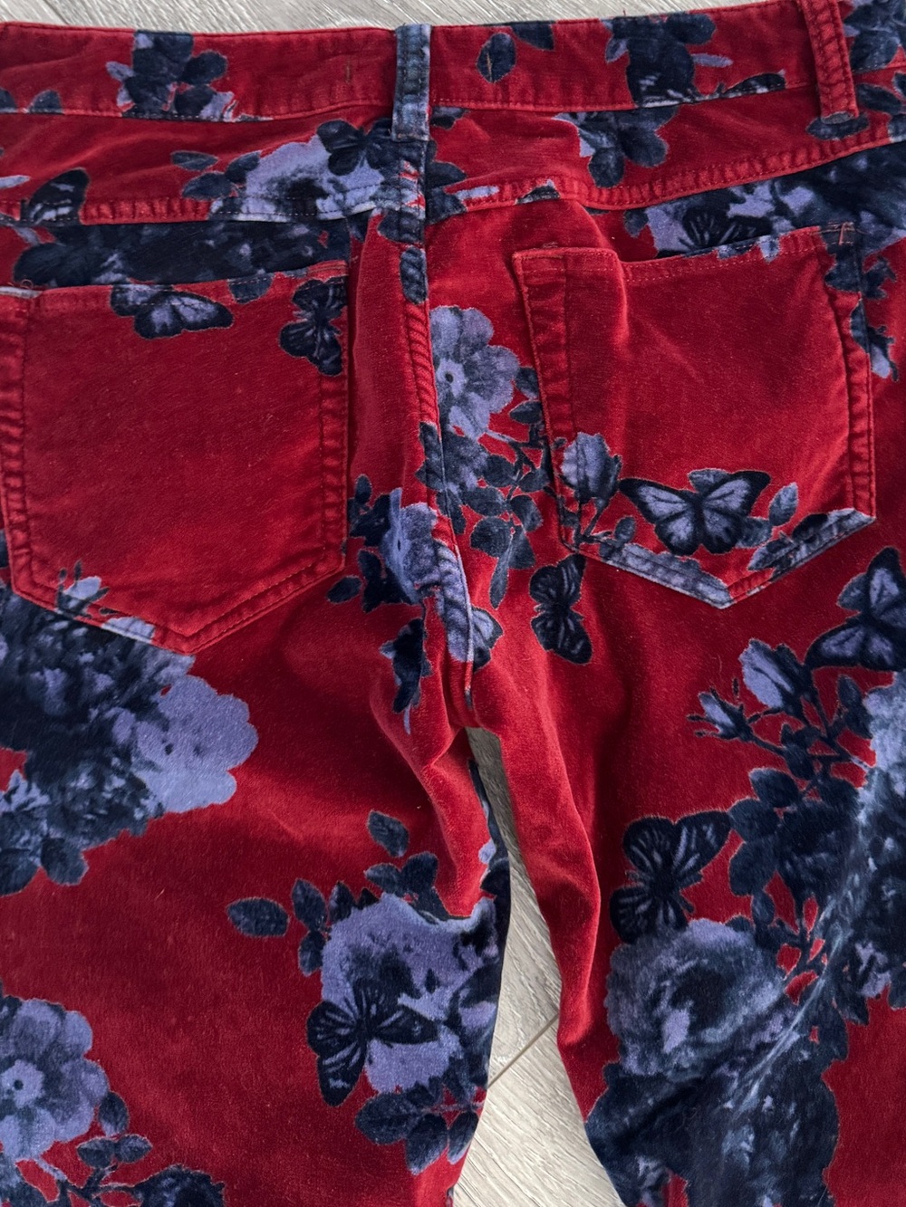 Free People Velvet Floral Skinny Pants Burgundy Navy boho whimsigoth Size 28 - Picture 5 of 11